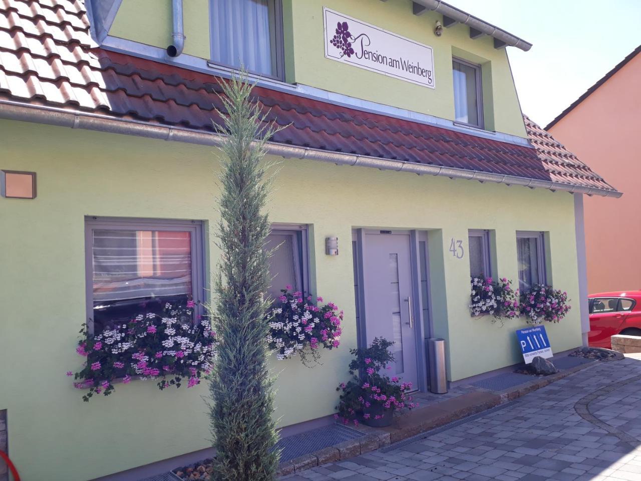Pension Am Weinberg Bed & Breakfast Mainstockheim Eksteriør bilde